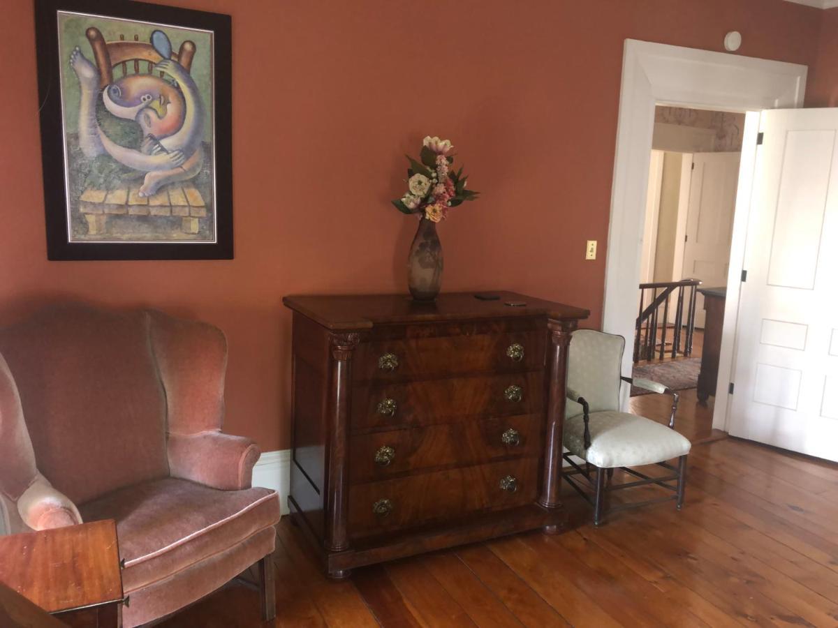 Oakcliff Bed And Breakfast Halfmoon Εξωτερικό φωτογραφία