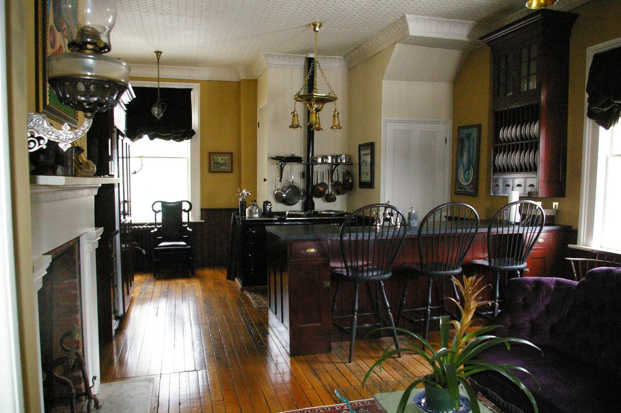 Oakcliff Bed And Breakfast Halfmoon Εξωτερικό φωτογραφία