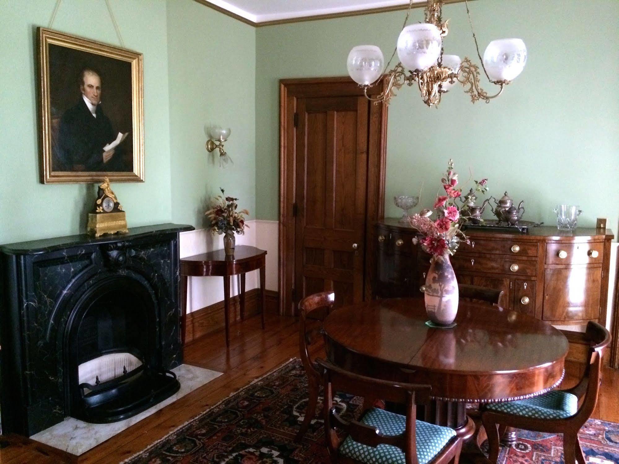 Oakcliff Bed And Breakfast Halfmoon Εξωτερικό φωτογραφία
