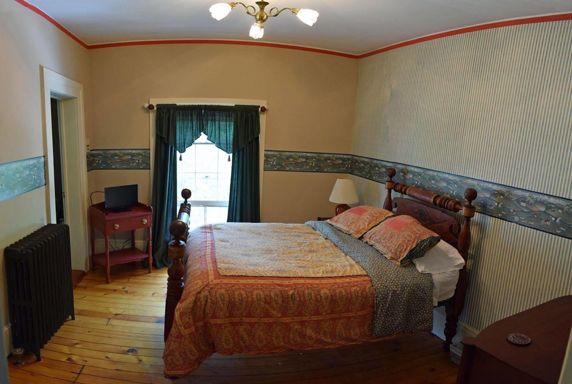 Oakcliff Bed And Breakfast Halfmoon Εξωτερικό φωτογραφία