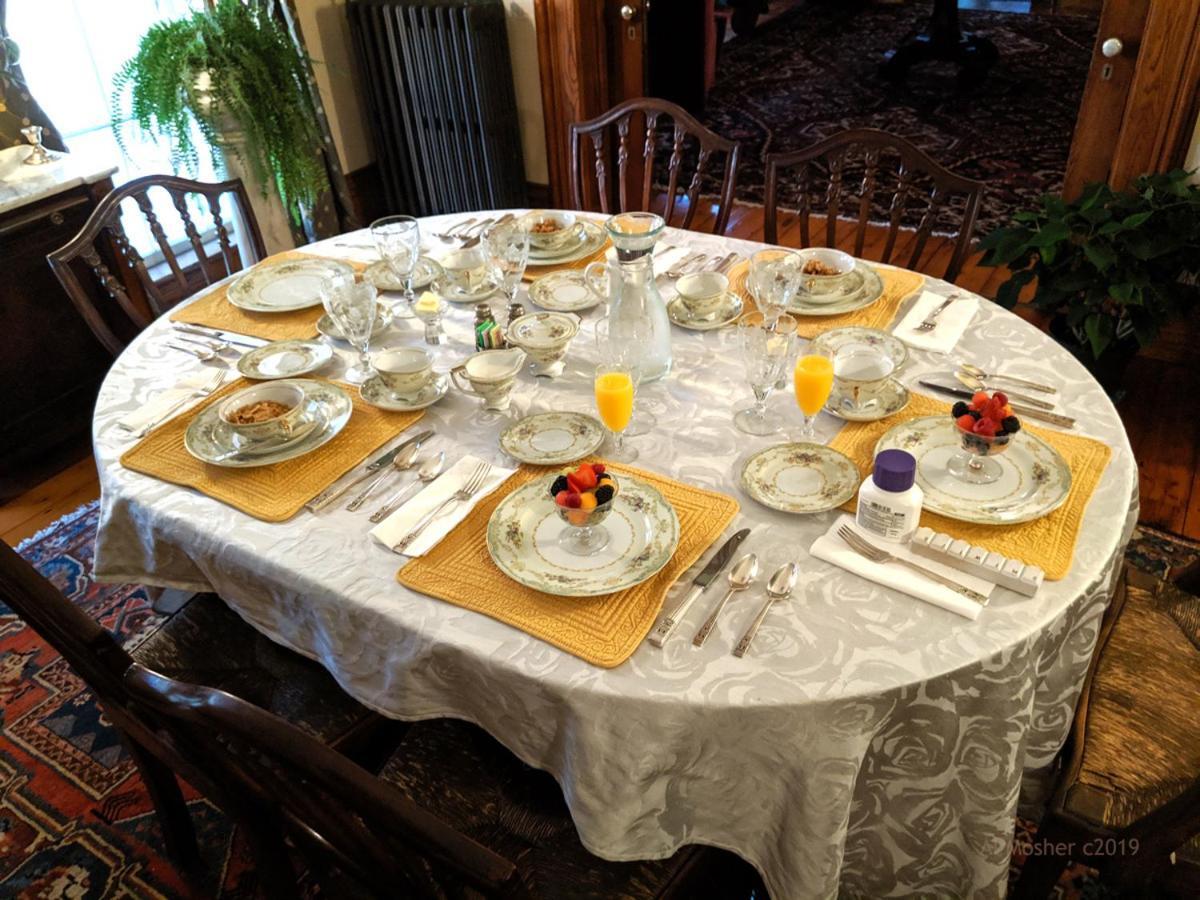 Oakcliff Bed And Breakfast Halfmoon Εξωτερικό φωτογραφία